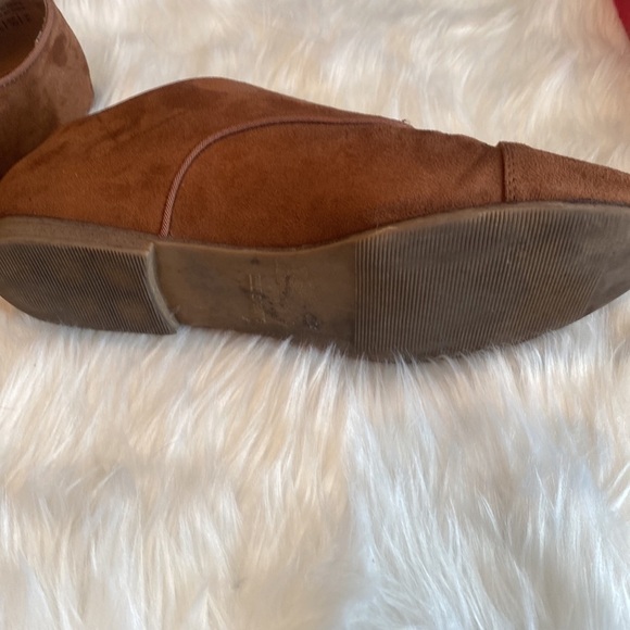 Call it spring Sz 8.5 suede lace up flat soft sole shoes - Picture 2 of 4